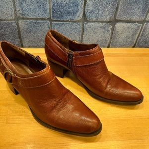Bandolino shoe boots